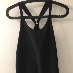 Black Lululemon Swift and Mesh Tank 6